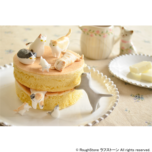 Laura『猫の日を祝してーホットケーキのある食卓』
